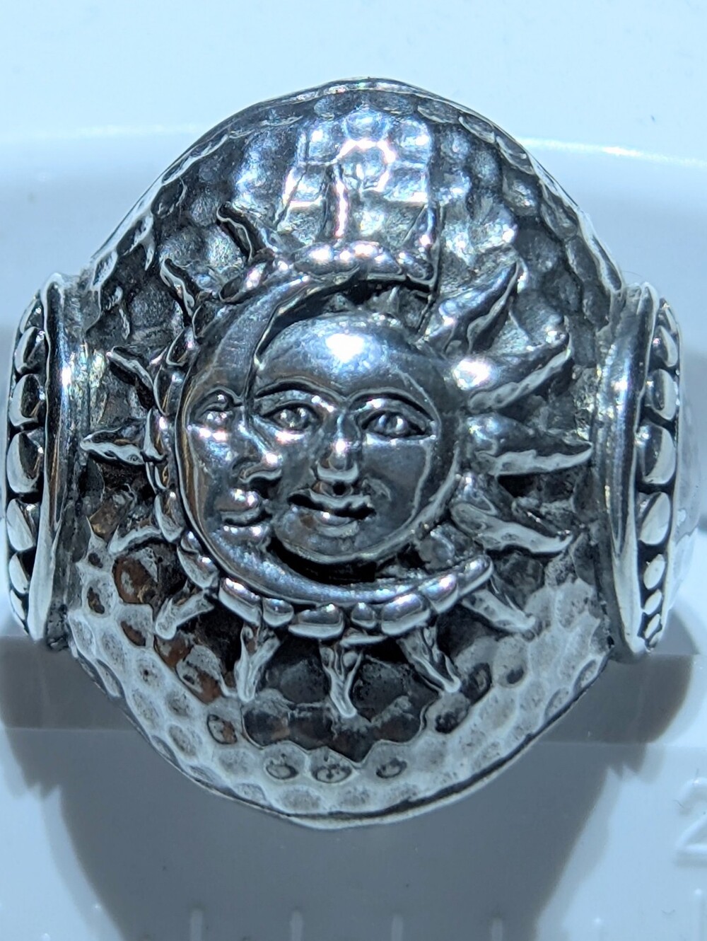 Sarda Retired Light In The Darkness™ Silver Ring